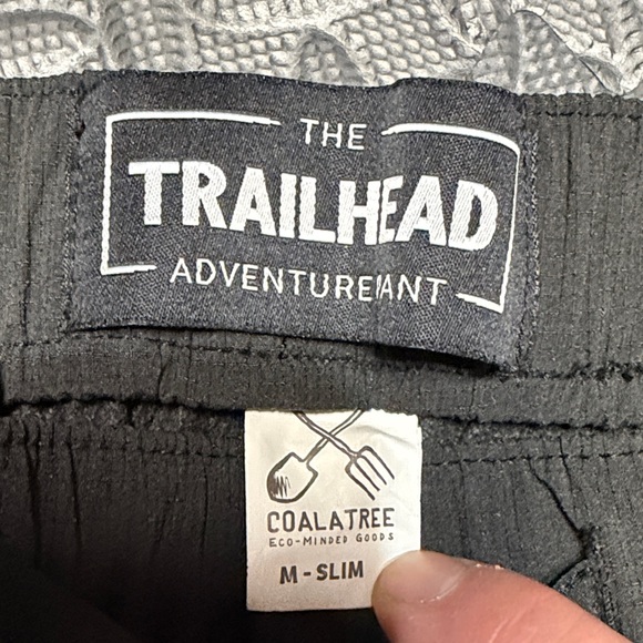 Men's black trailhead pants with Drawstring - Picture 2 of 2